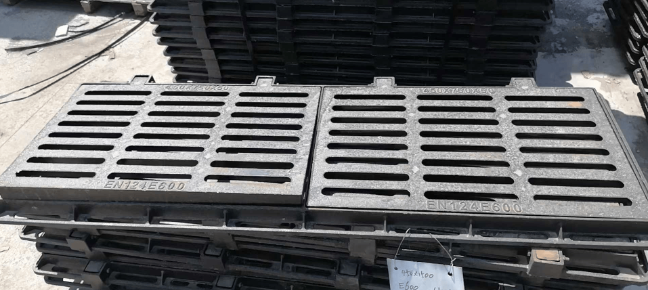 玉屏球墨铸铁连体双篦展示